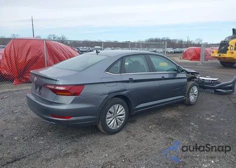 2019 Volkswagen Jetta 1.4T R-Line/1.4T S/1.4T Se z USA, uszkodzony, nr VIN 3VWC57BUXKM121574